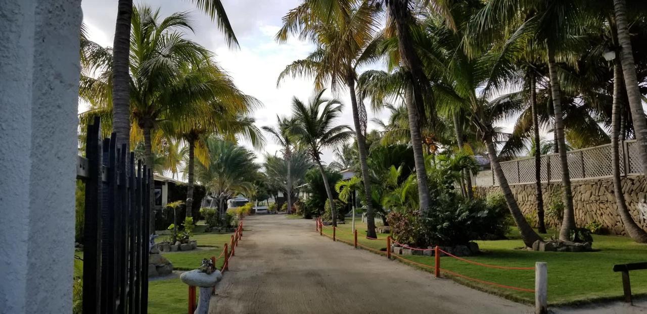 Hotel los jardines Monte Cristi Exterior foto